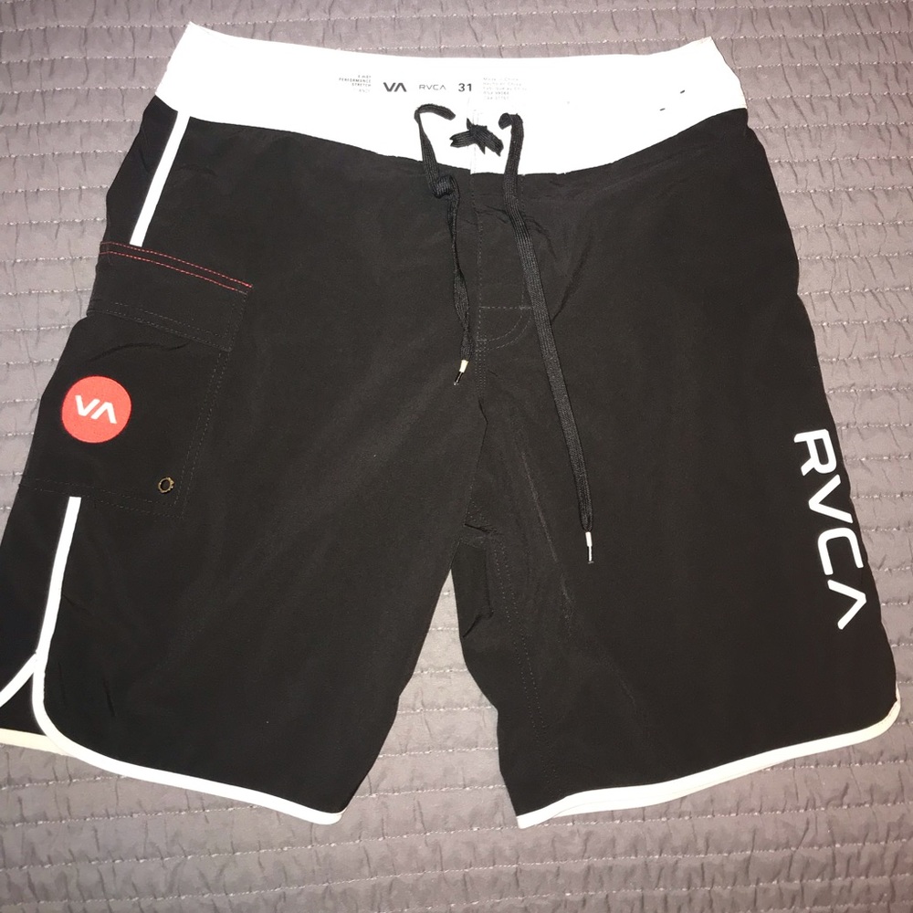 Men’s RVCA trunks size 31